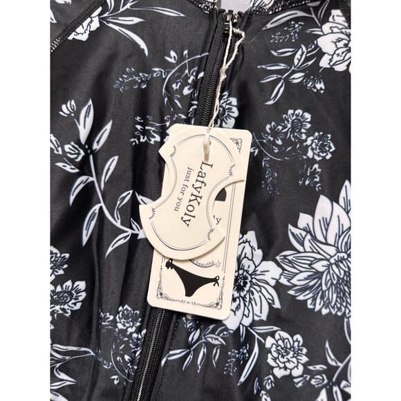 NWT Women's One Piece Long Sleeve Rash Guard UVProtection Surfing Swimsuit Small - Picture 4 of 5